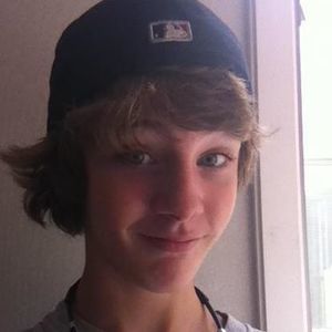 Meet your Posher, Aaron